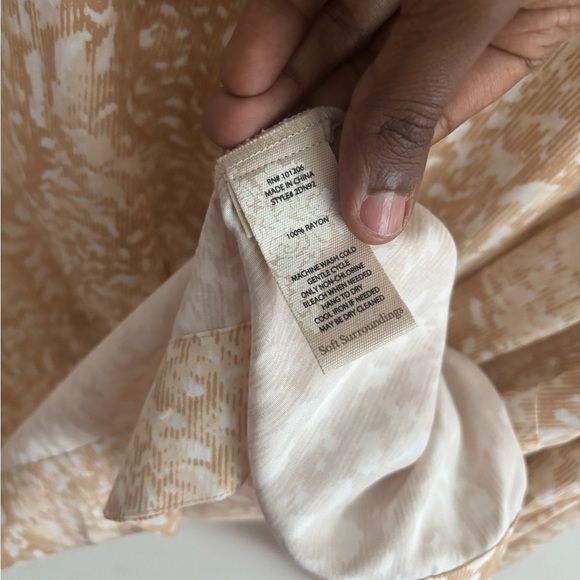 Loungewear Soft Surroundings XL Beige Adrienne Cowl Neck Top Size Long Sleeve - Picture 5 of 5